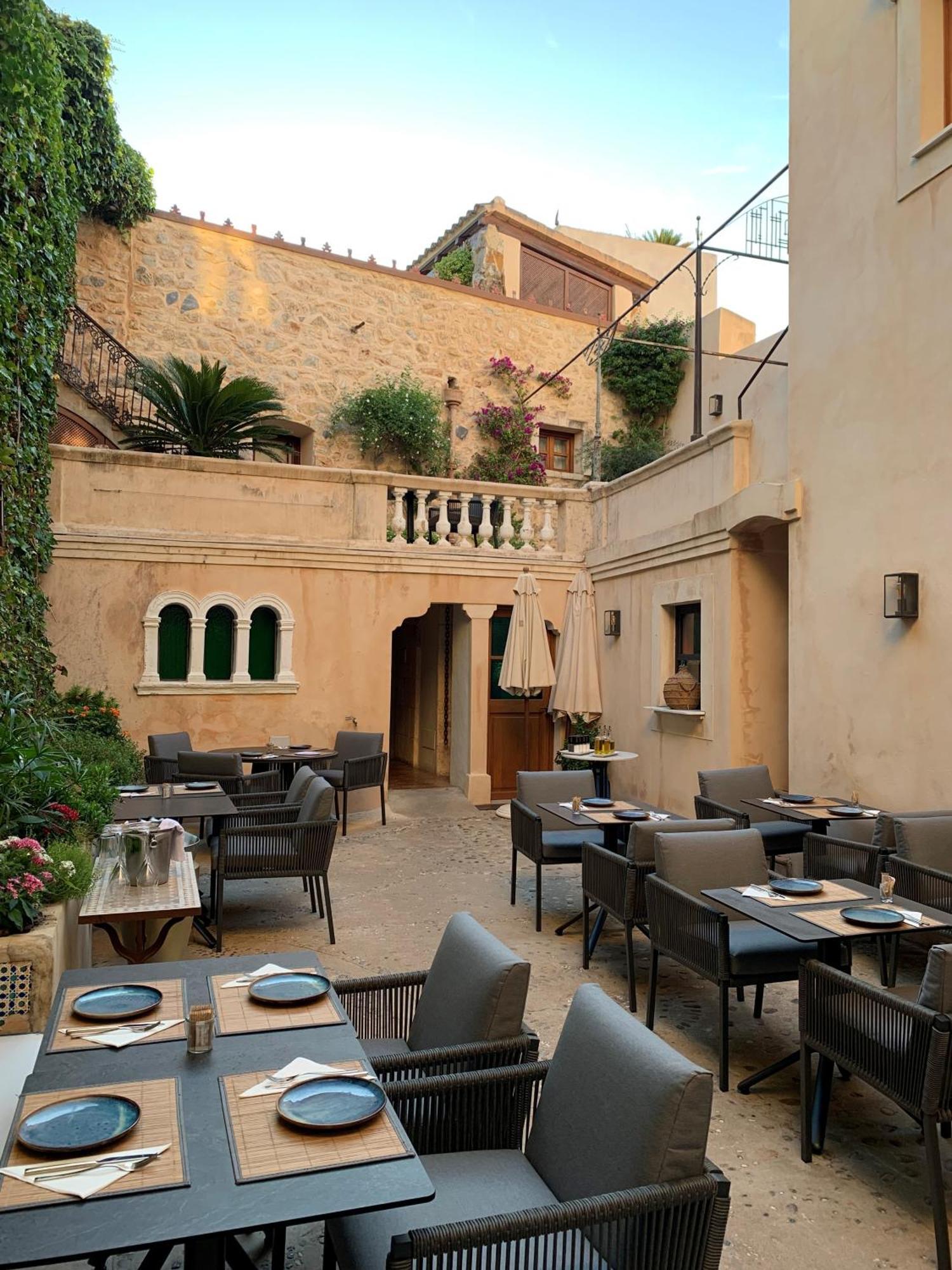 Hotel & Restaurant Jardi D'Arta Exterior photo